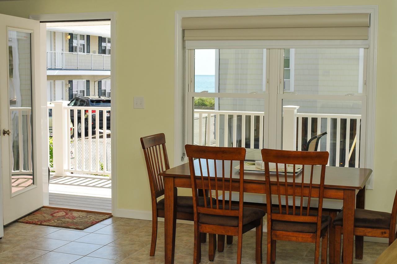 Friendship Oceanfront Suites - thumb 31