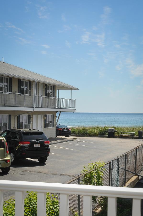 Friendship Oceanfront Suites - thumb 6