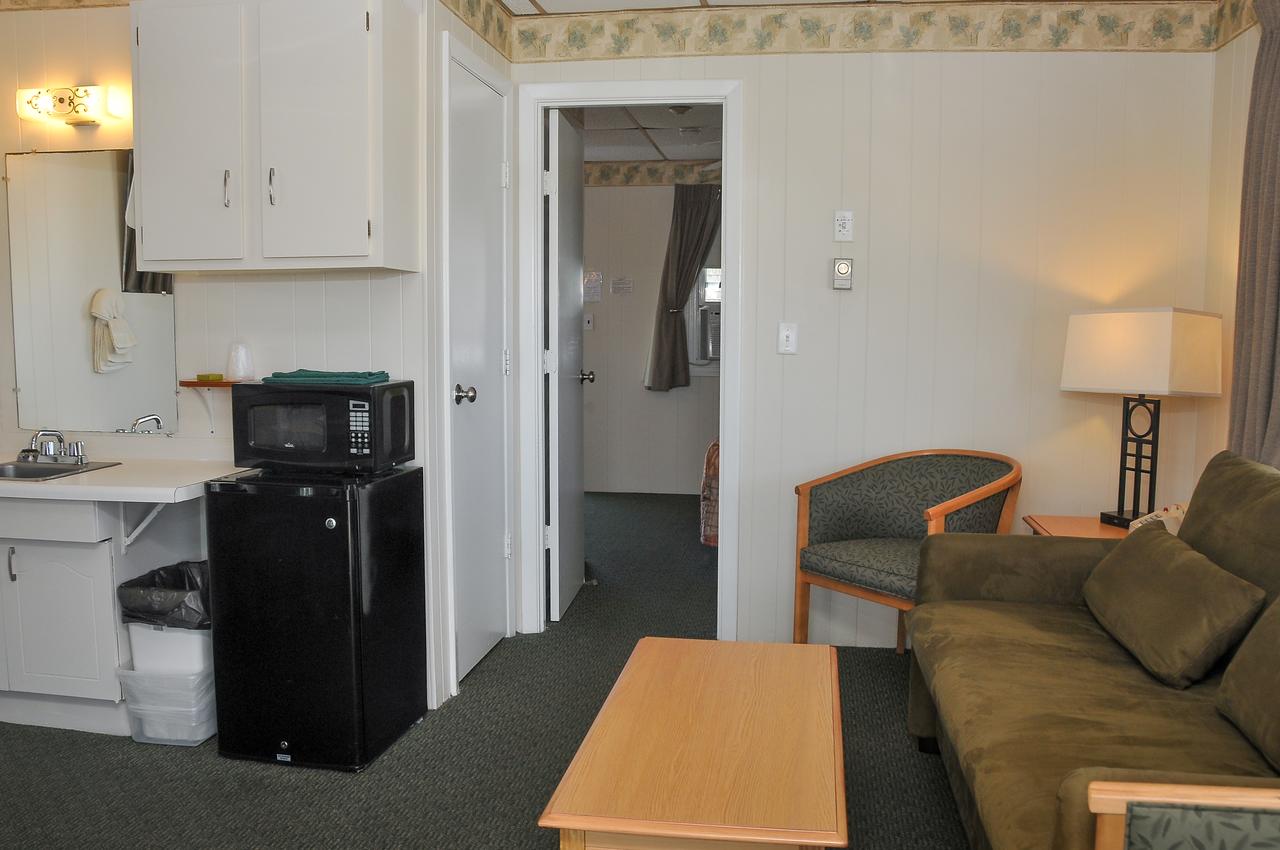 Friendship Oceanfront Suites - thumb 27