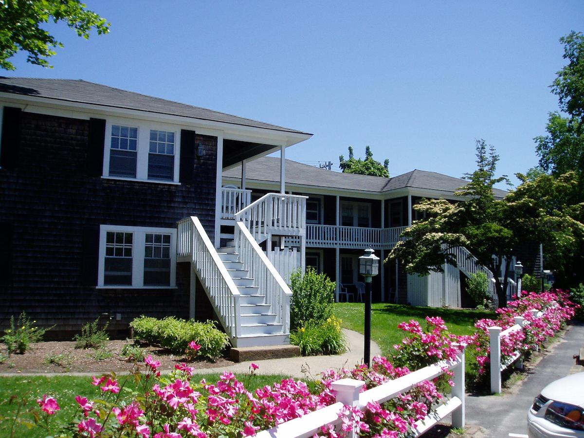 Edgartown Commons - thumb 1