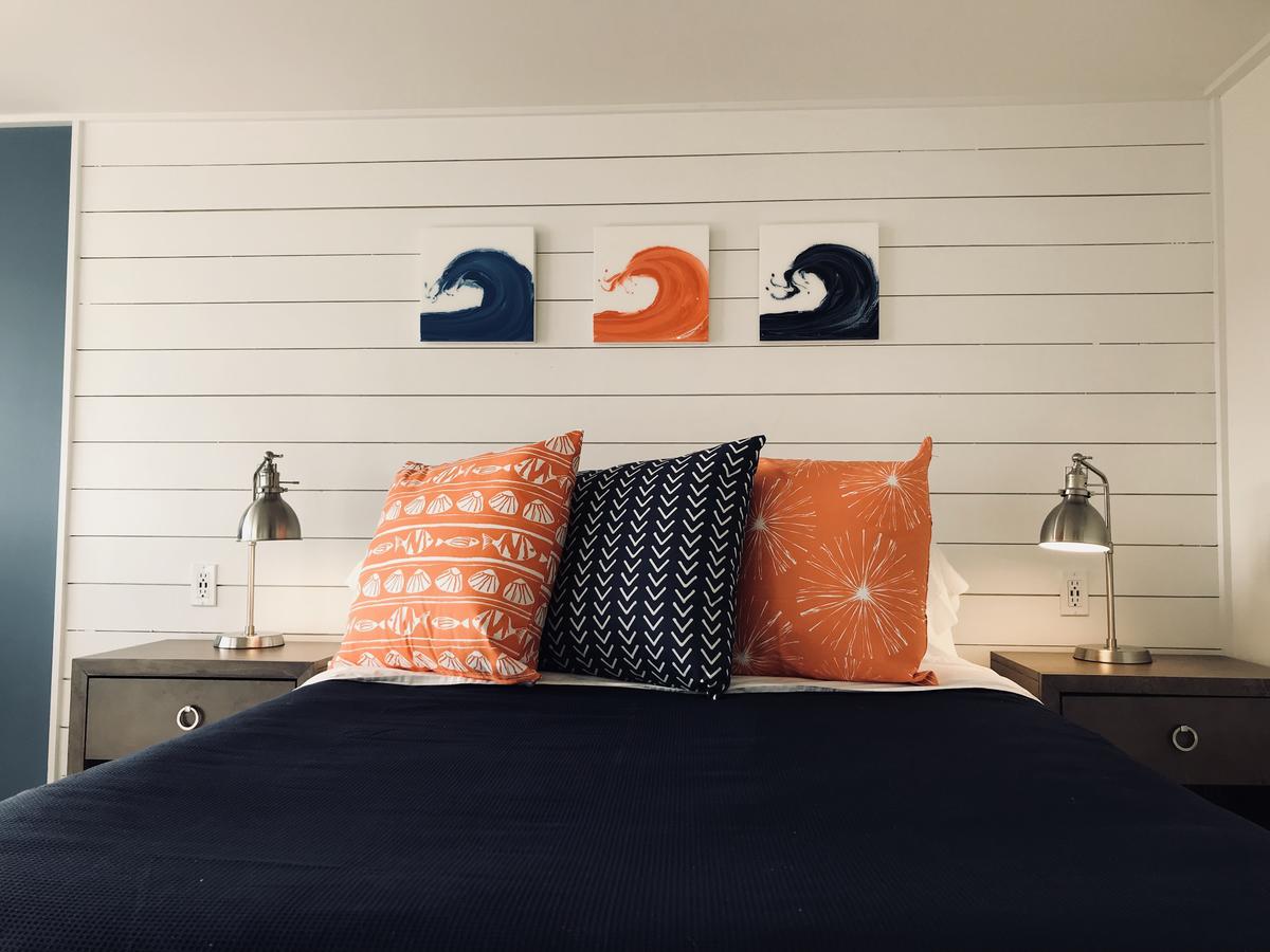 Breakwater Hotel - thumb 0