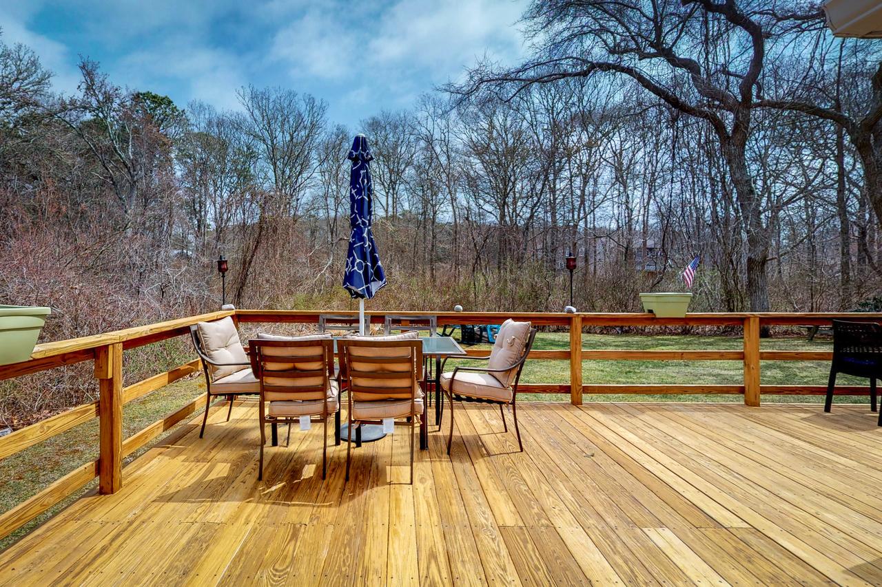 3 Bed 1 Bath Vacation Home In Hyannis - thumb 14