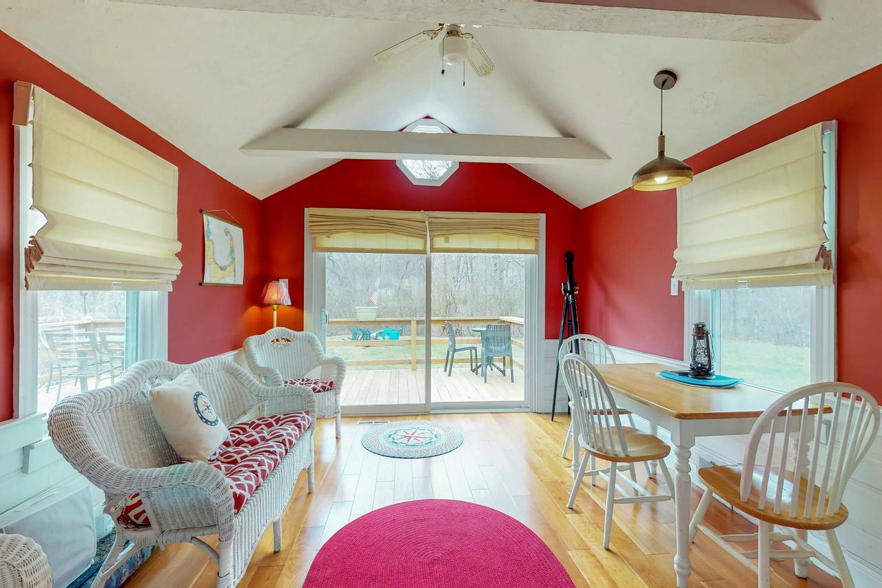 3 Bed 1 Bath Vacation Home In Hyannis - thumb 13