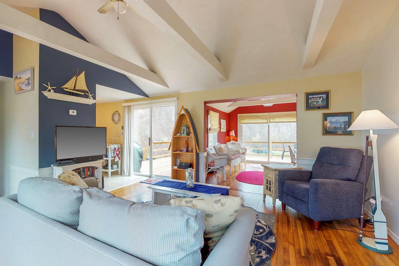 3 Bed 1 Bath Vacation Home In Hyannis - thumb 21