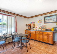 Super 8 by Wyndham Lee/Berkshires/Outlet Area - Hotels Find