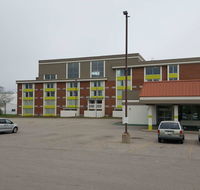 Days Inn  Suites by Wyndham Grand Rapids Near Downtown - Hotels Find