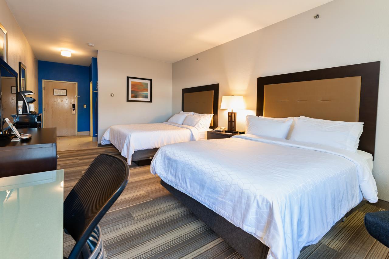 Holiday Inn Express Hotel & Suites South Haven - thumb 6