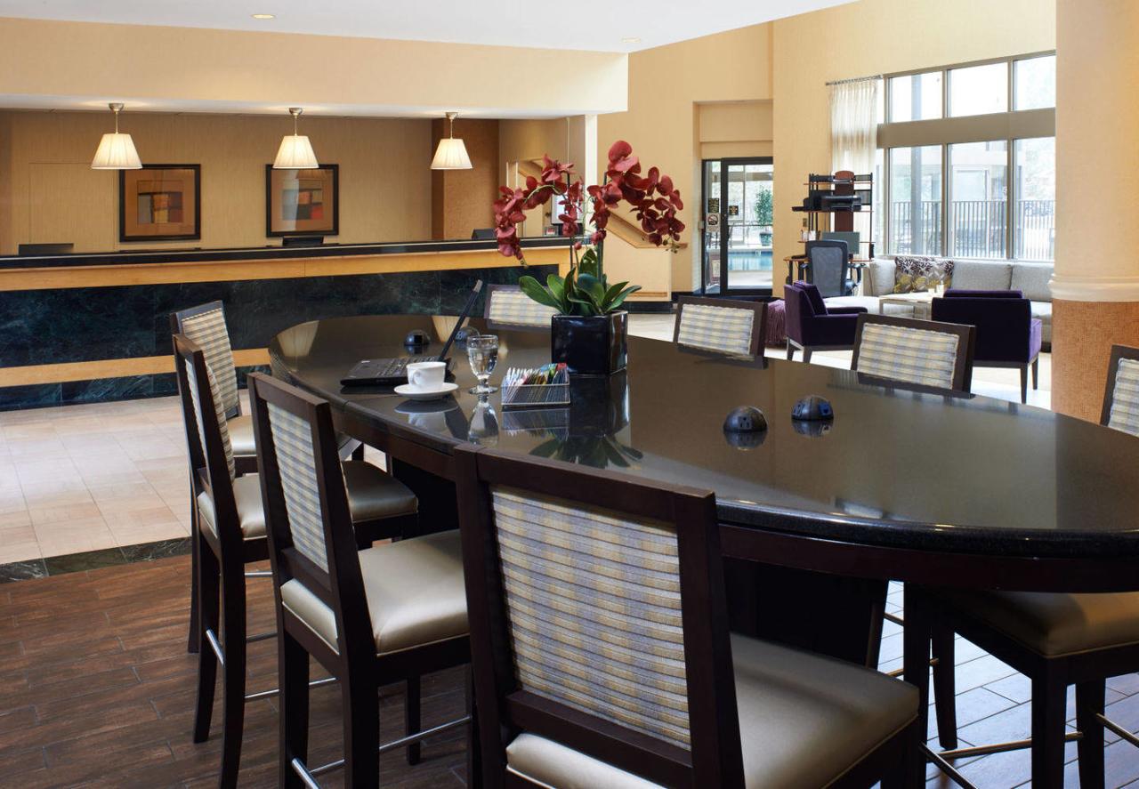 Detroit Marriott Livonia - thumb 8