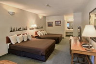 Booking Bellaire Hotels Find