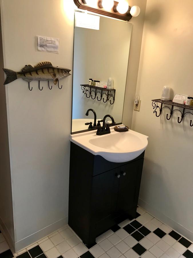 Fife Lake Lodging - thumb 30