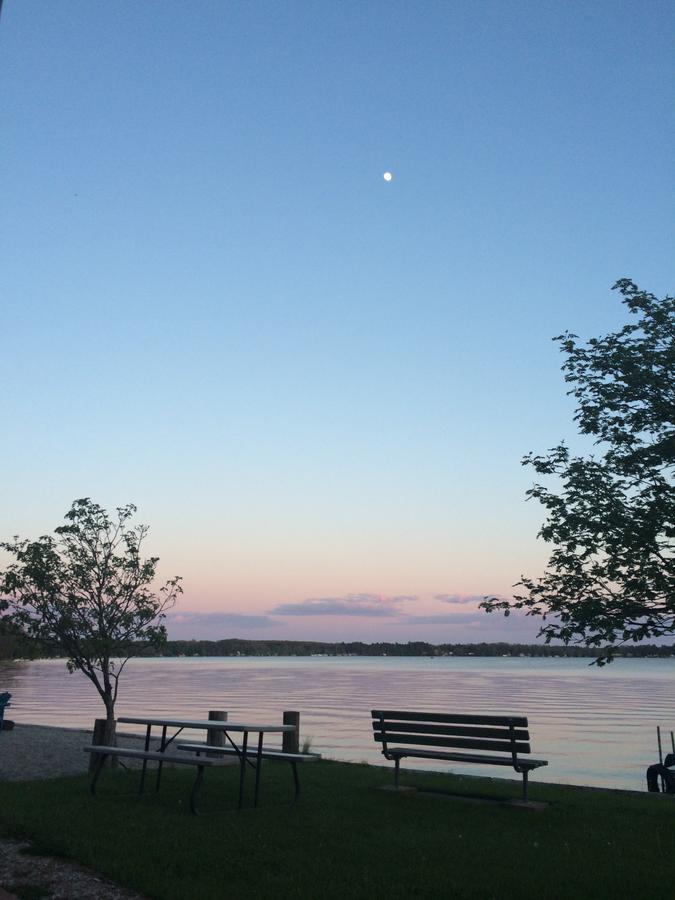 Fife Lake Lodging - thumb 14