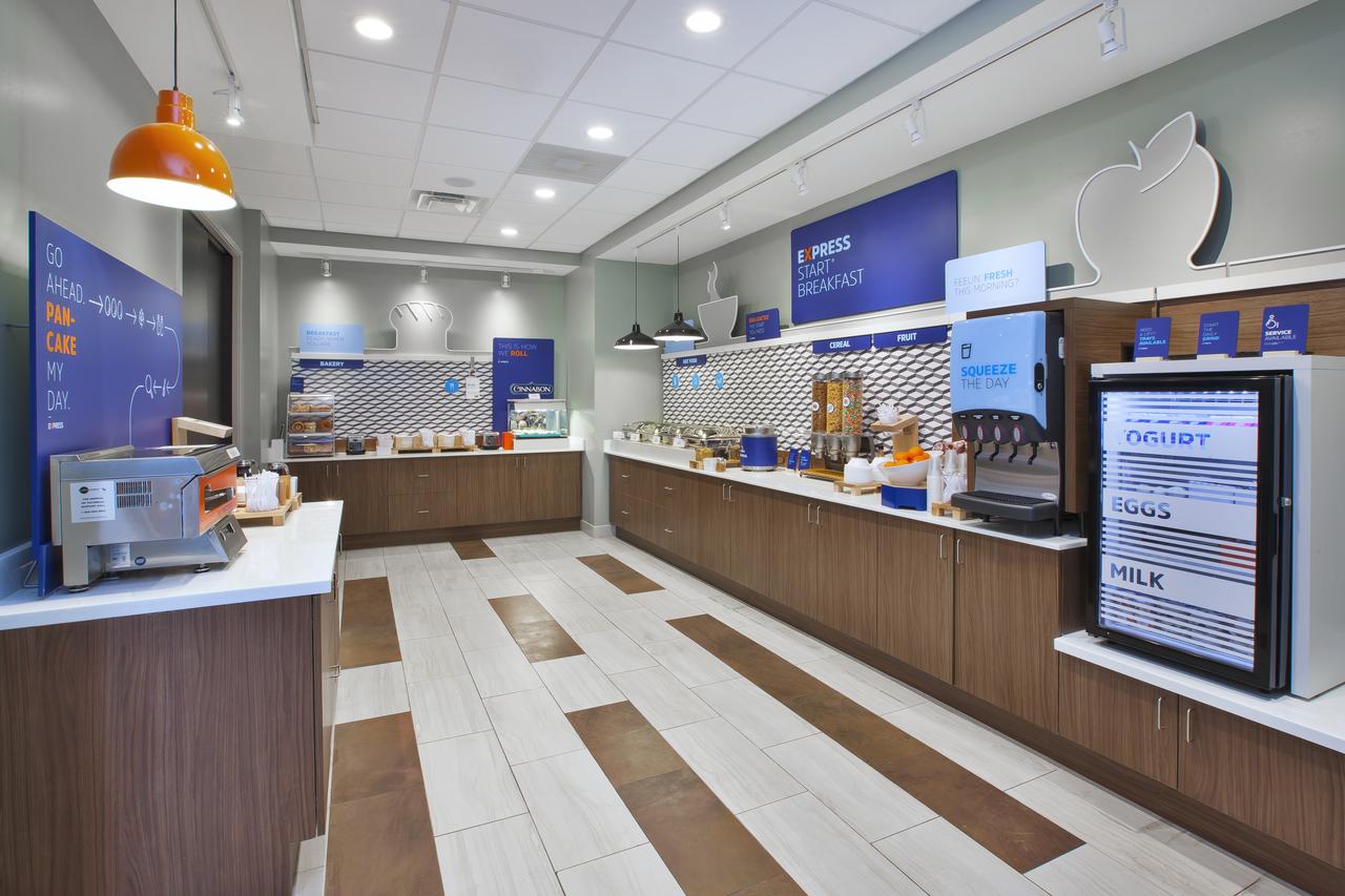 Holiday Inn Express - Auburn Hills South - thumb 3