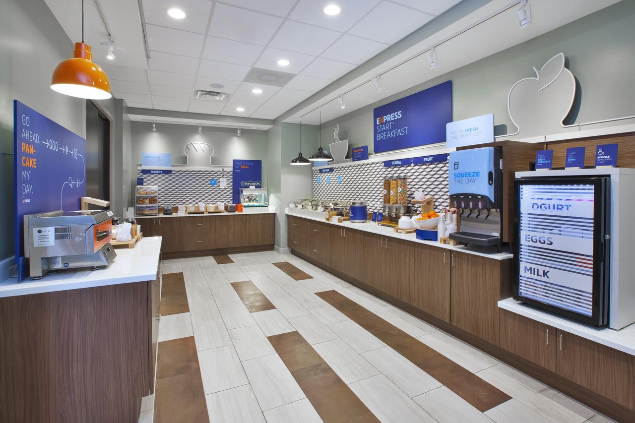 Holiday Inn Express - Auburn Hills South - thumb 23