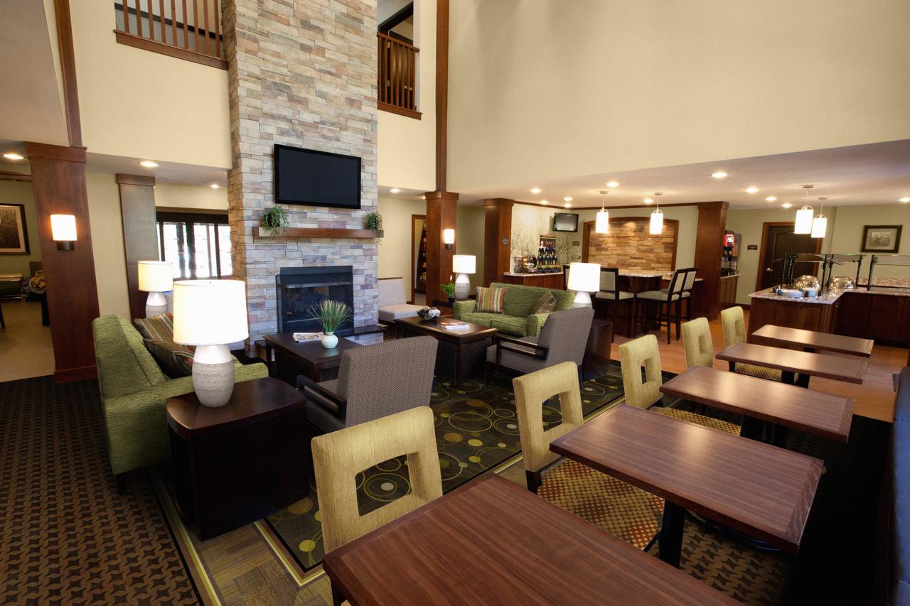 Staybridge Suites Auburn Hills - thumb 9