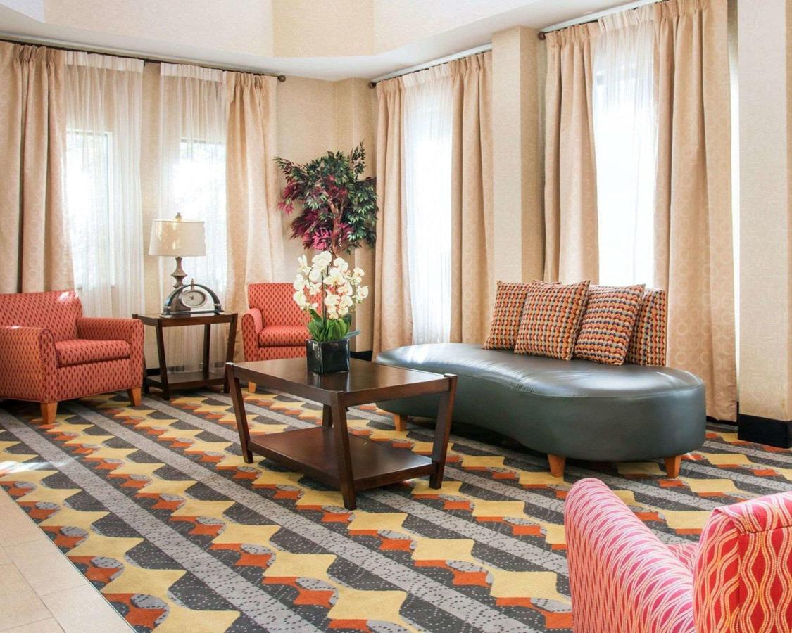 Comfort Suites Auburn Hills - thumb 18