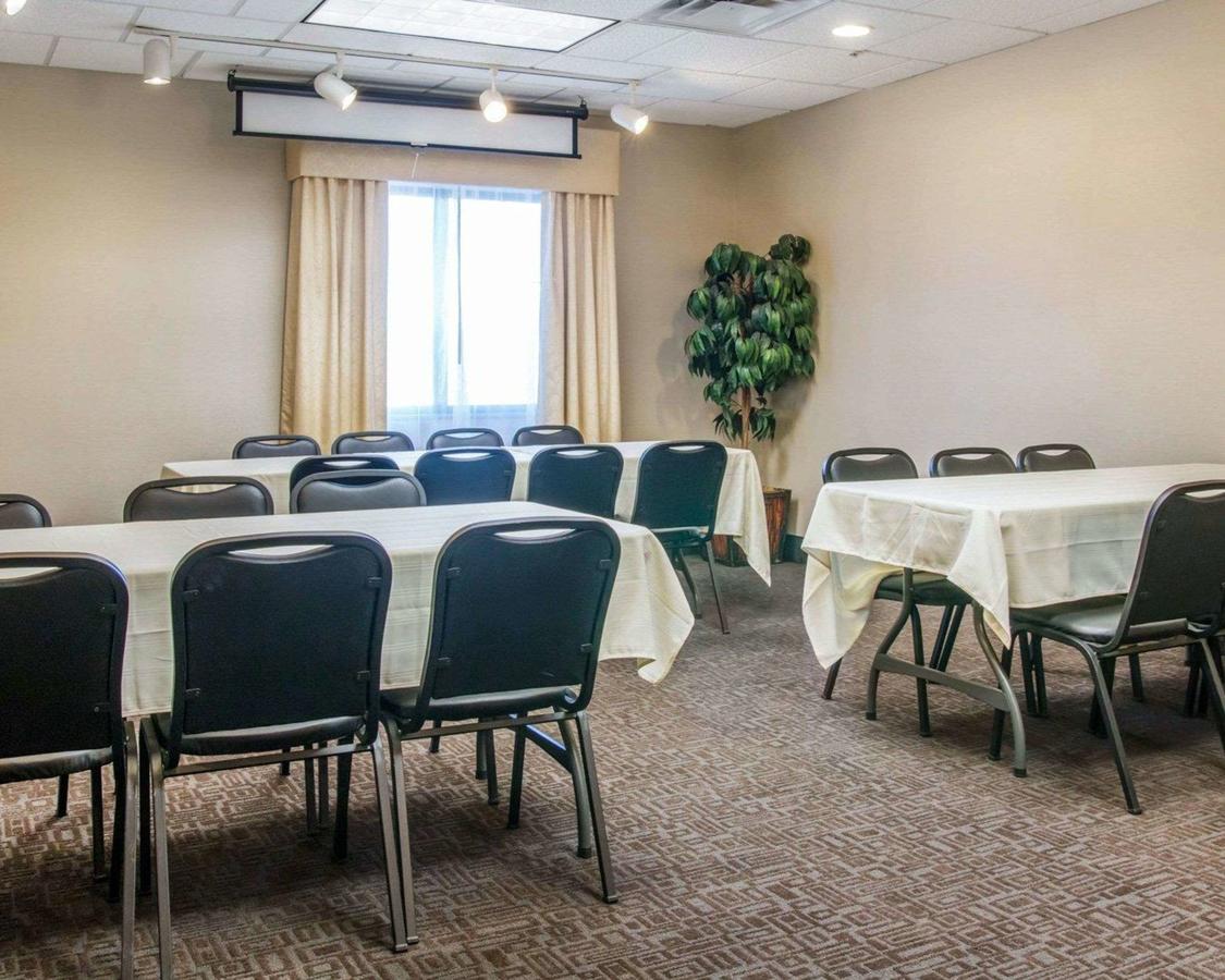 Comfort Suites Auburn Hills - thumb 5