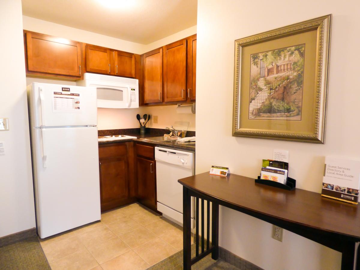 Staybridge Suites Detroit-Novi - thumb 20