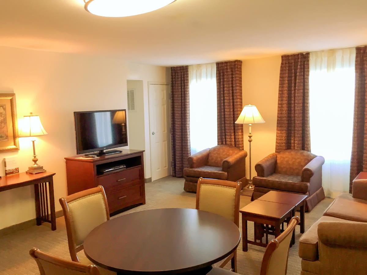 Staybridge Suites Detroit-Novi - thumb 8