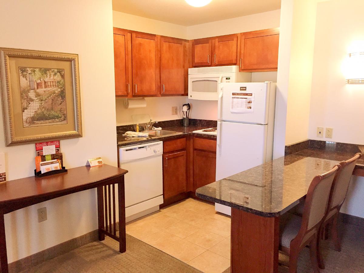 Staybridge Suites Detroit-Novi - thumb 23