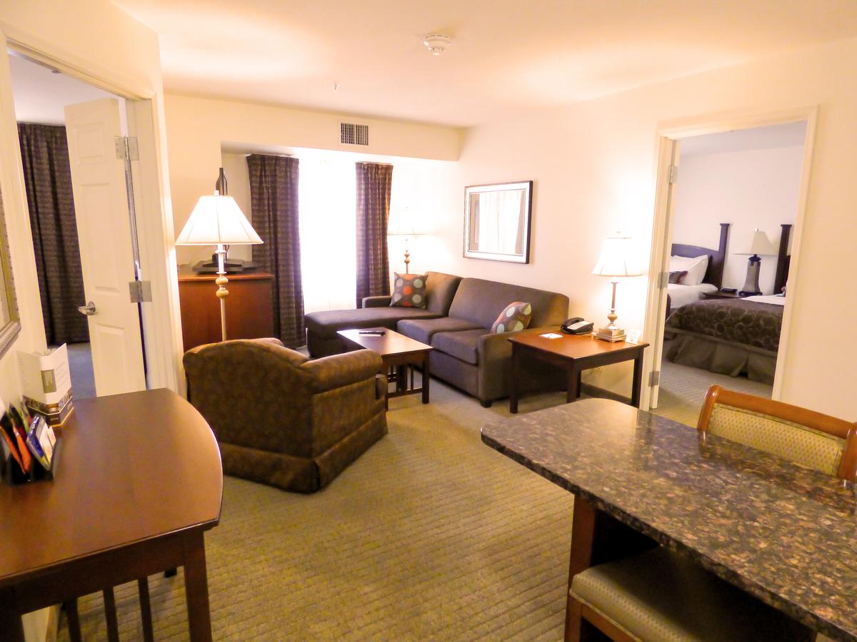 Staybridge Suites Detroit-Novi - thumb 9