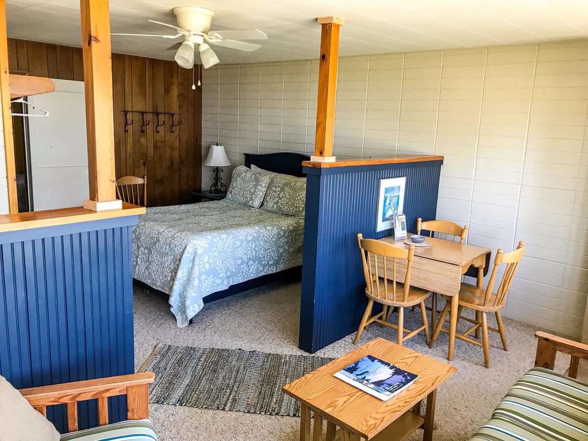 Chimney Corners Resort - thumb 33