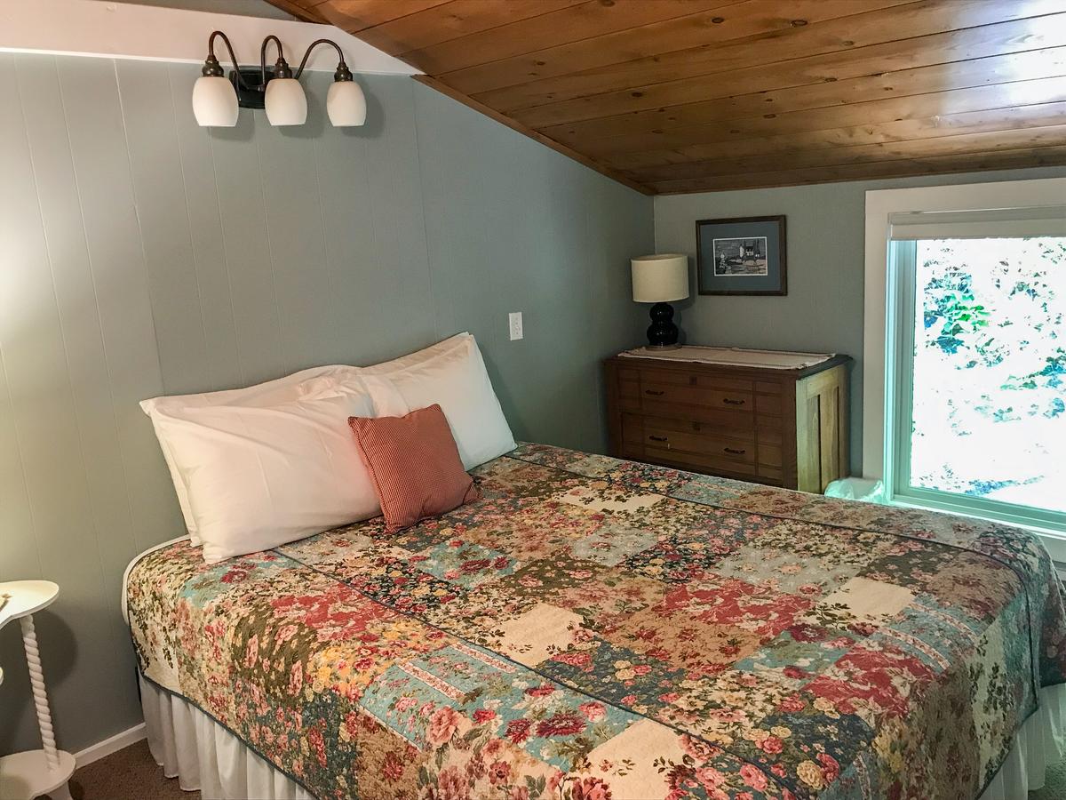 Chimney Corners Resort - thumb 7