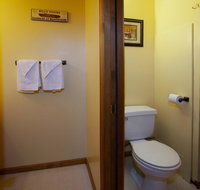 Goshorn Lake Cottage 18 - Hotels Find