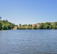 Goshorn Lake Cottage 26 Beach House - Hotels Find