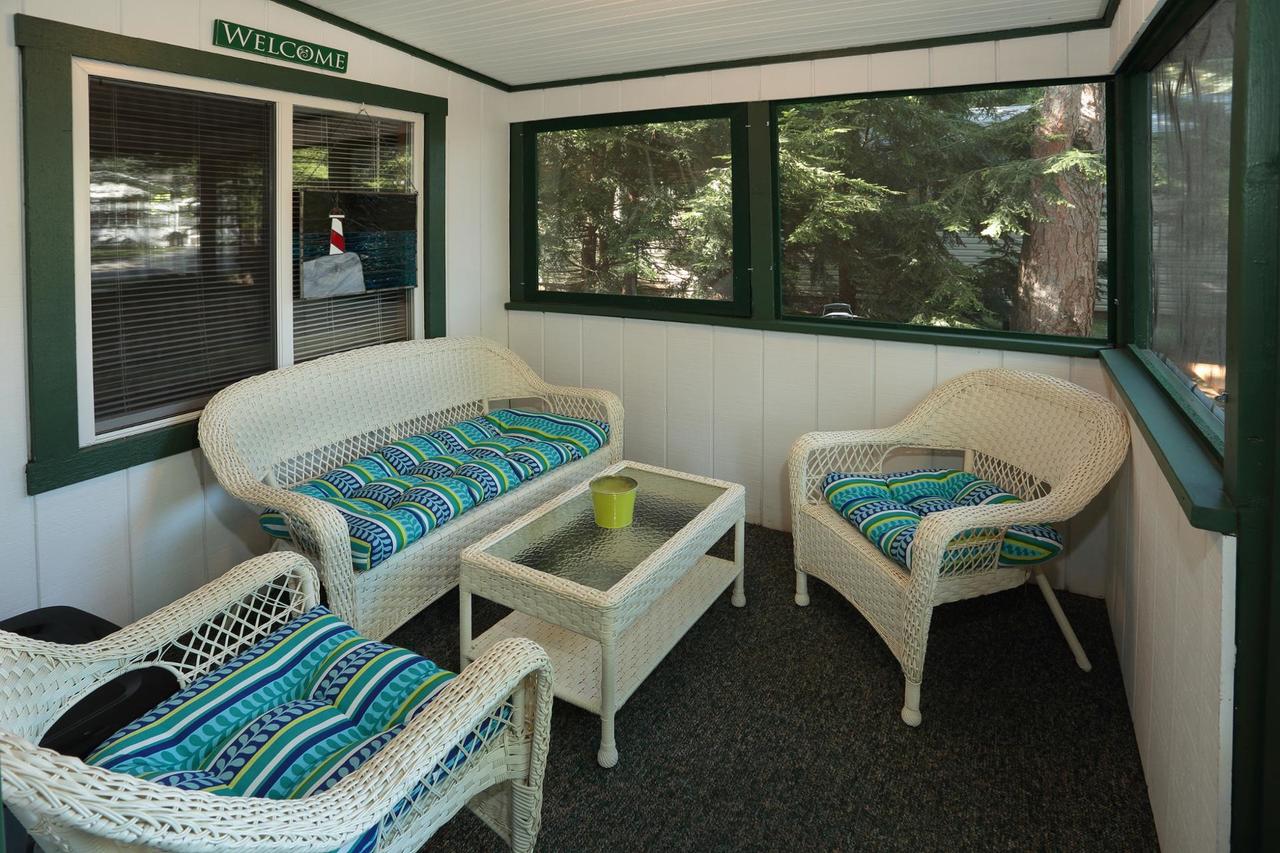 Goshorn Lake Cottage #11 - thumb 3