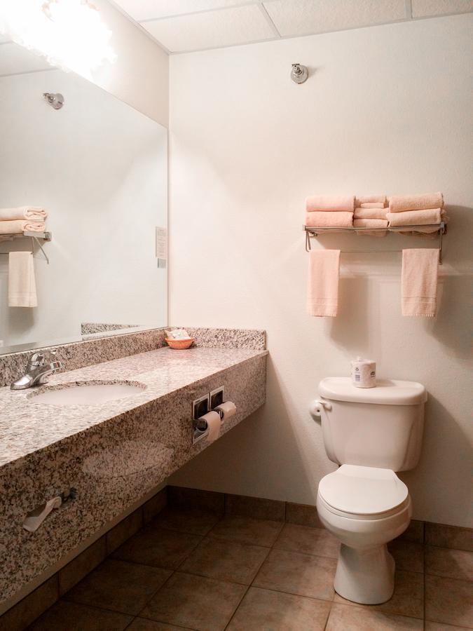 White Oak Inn And Suites - thumb 6