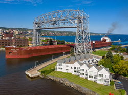 South Pier Inn