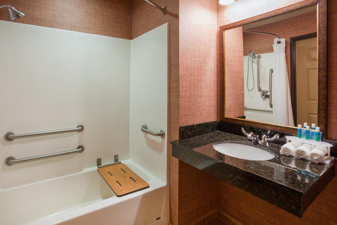 Holiday Inn Express Hotel & Suites Brainerd-Baxter - thumb 2