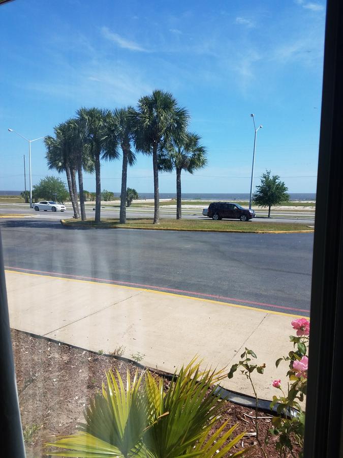 Super 8 By Wyndham Biloxi - thumb 34