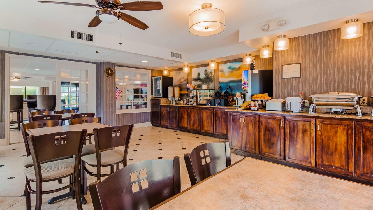 Best Western Plus Cypress Creek - thumb 42