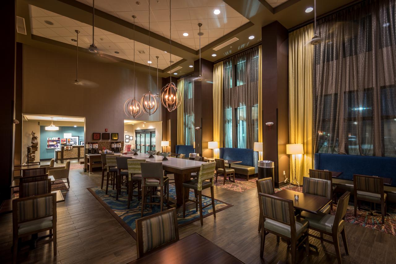 Hampton Inn & Suites Gulfport - thumb 23