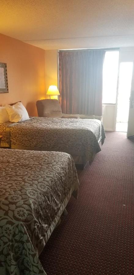 Americas Best Value Inn - thumb 14