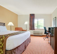 Days Inn & Suites by Wyndham Kansas City South - Hotels Find