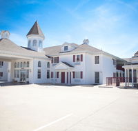 Osage Village Inn - Hotels Find