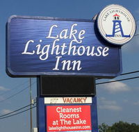 Lake Lighthouse Inn - Hotels Find