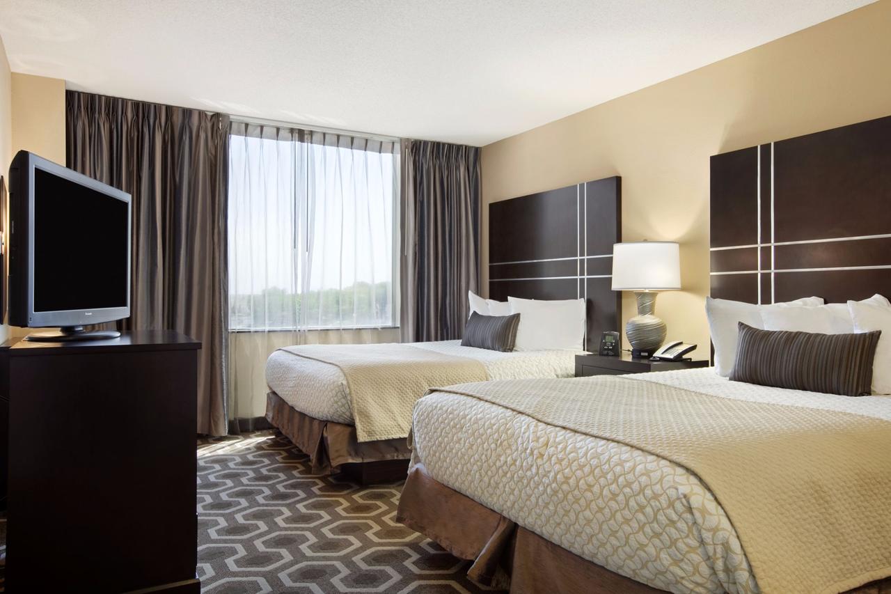 Embassy Suites St. Louis - Airport - thumb 24