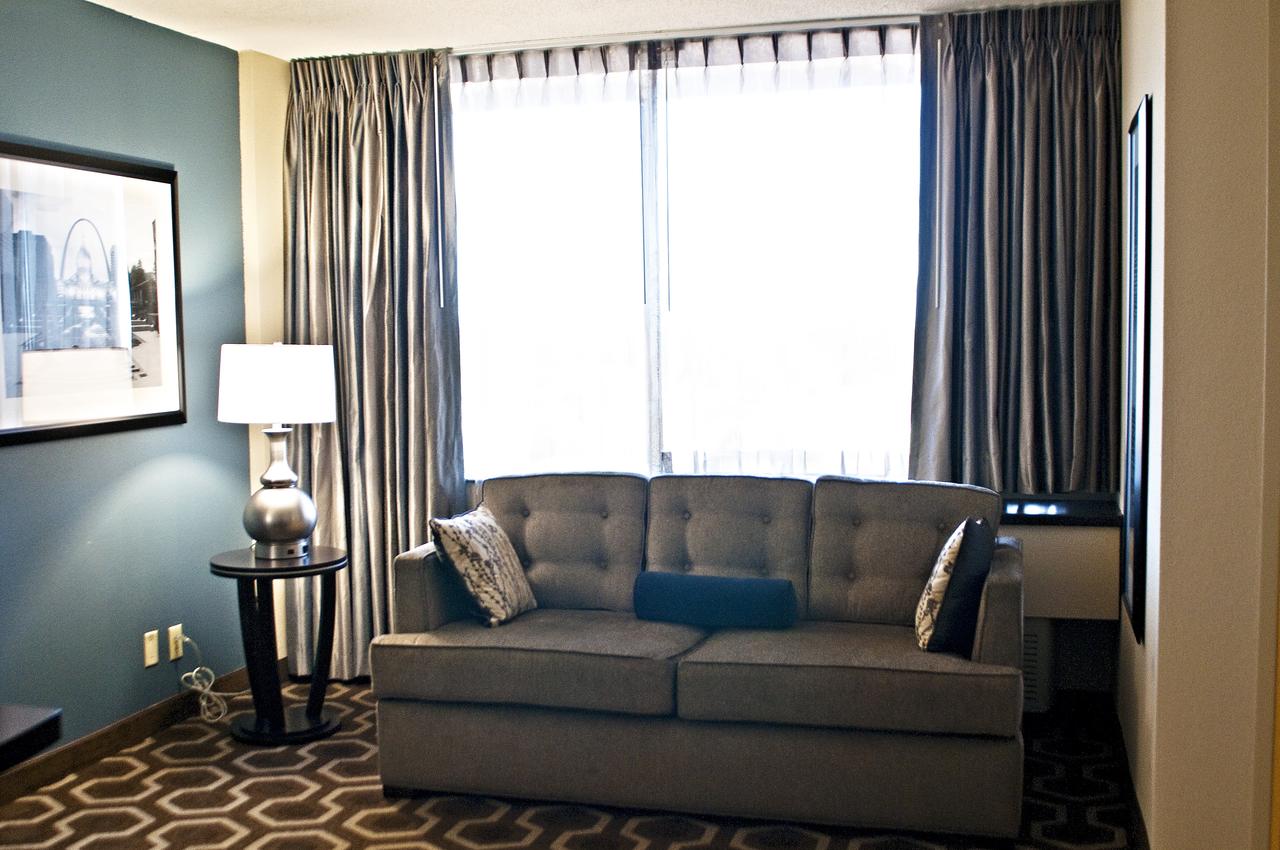 Embassy Suites St. Louis - Airport - thumb 13