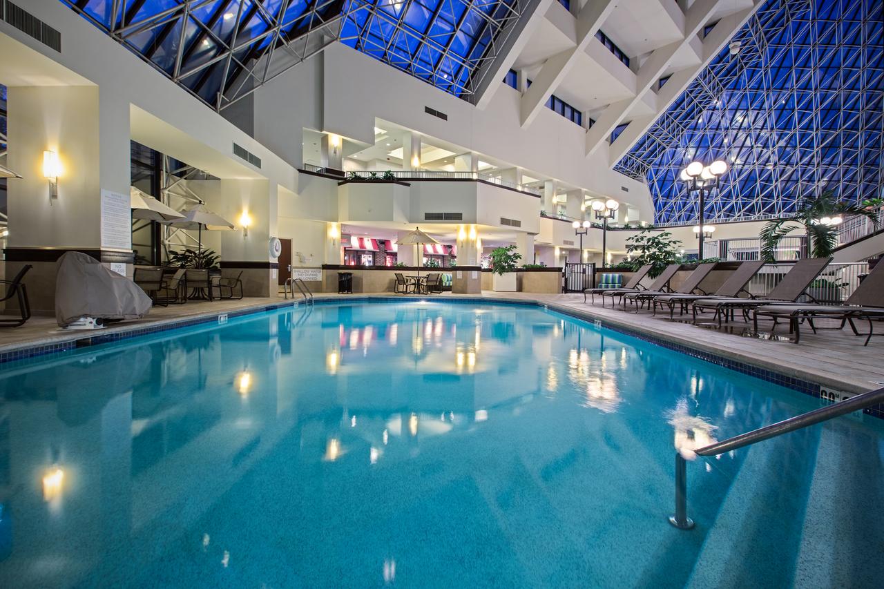 Crowne Plaza Hotel St. Louis Airport - thumb 39