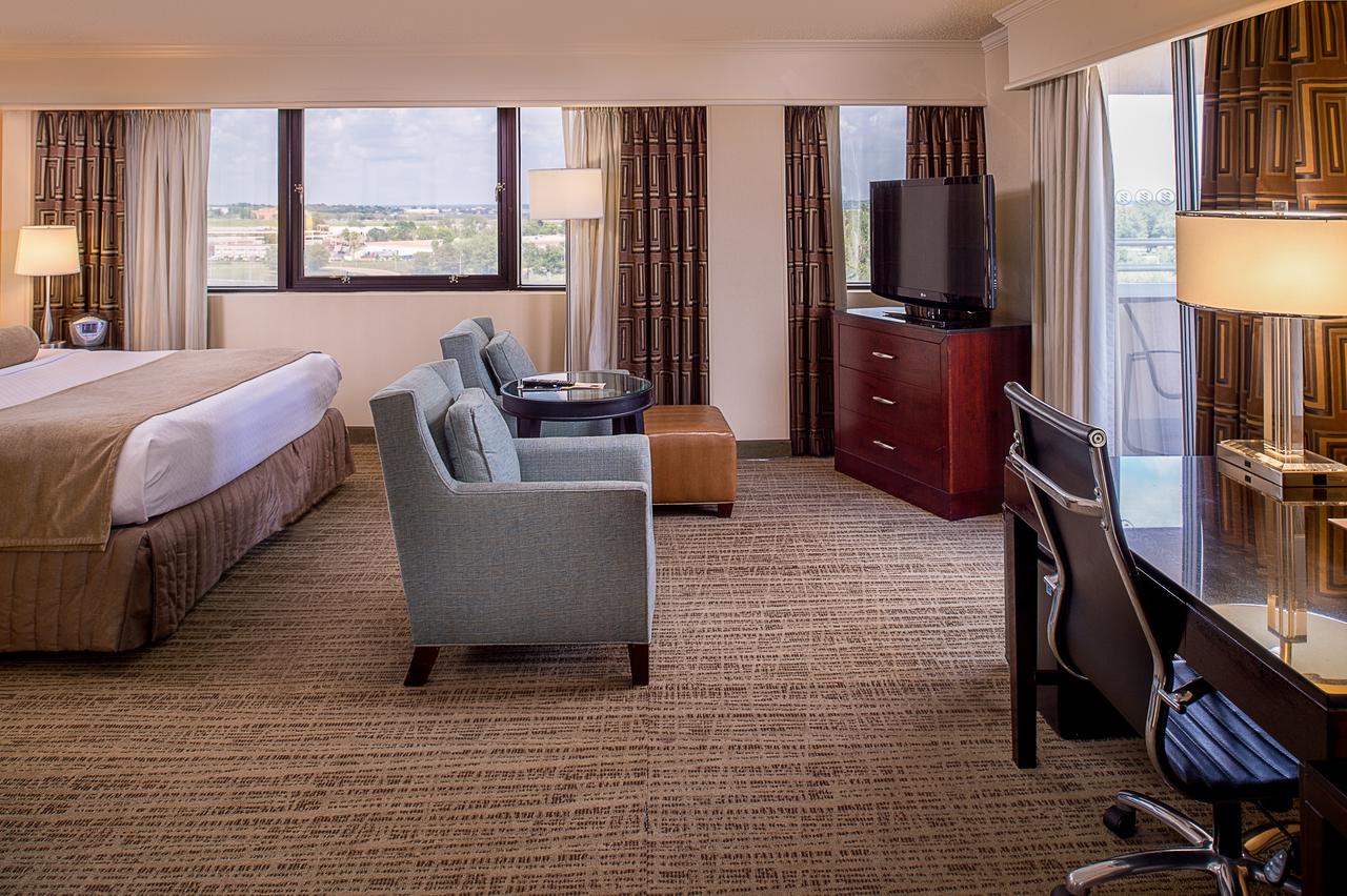 Crowne Plaza Hotel St. Louis Airport - thumb 28
