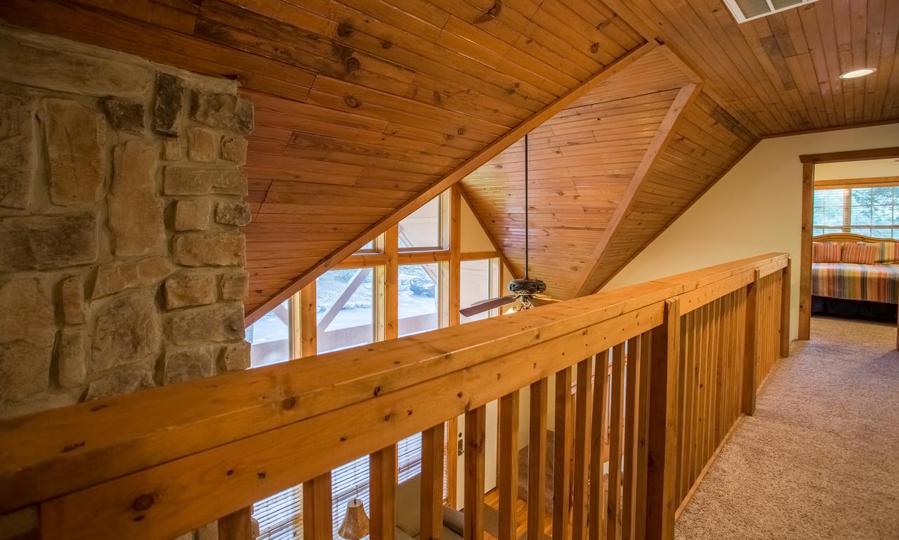 River's Creek Cabin - thumb 3