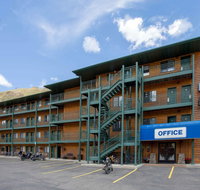 Travelodge by Wyndham Gardiner Yellowstone Park North Entr - Hotels Find