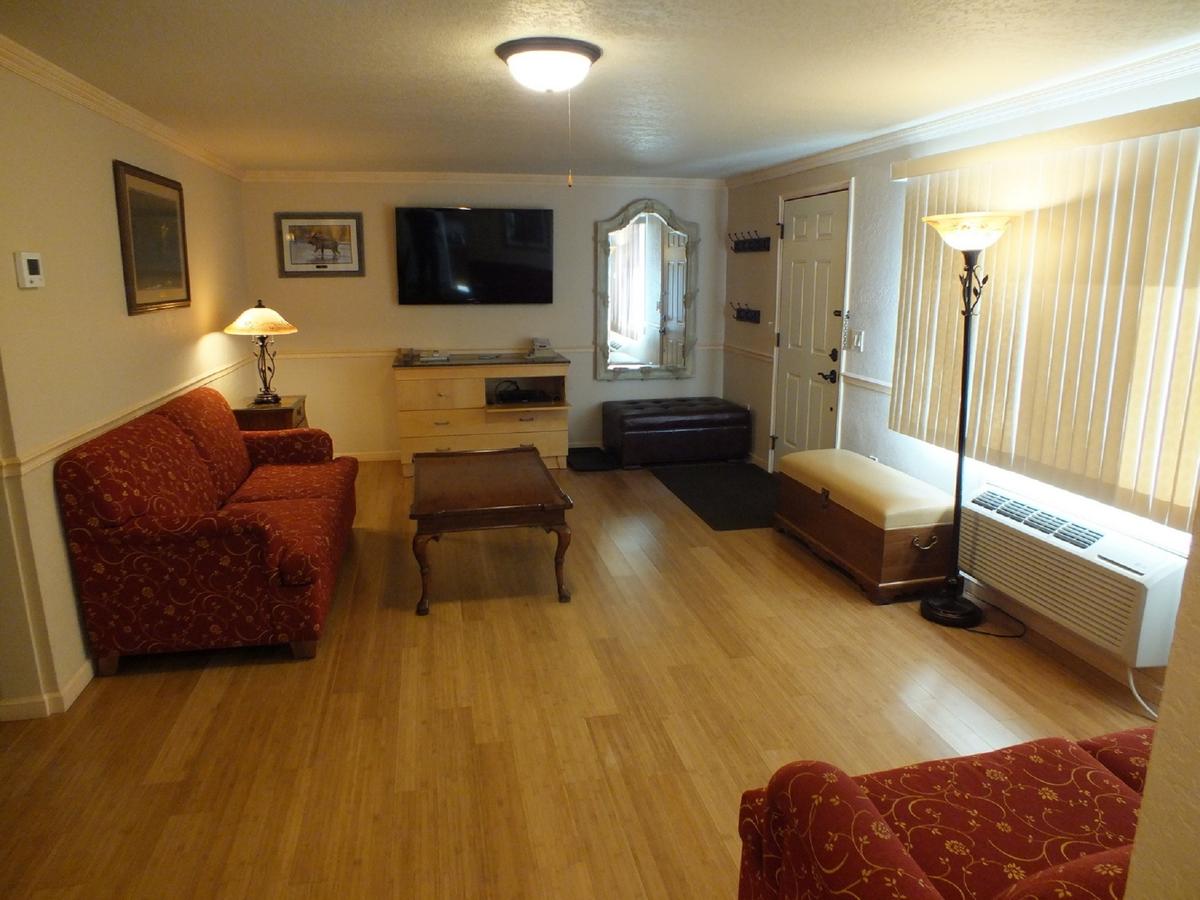 Yellowstone Gateway Inn - thumb 34
