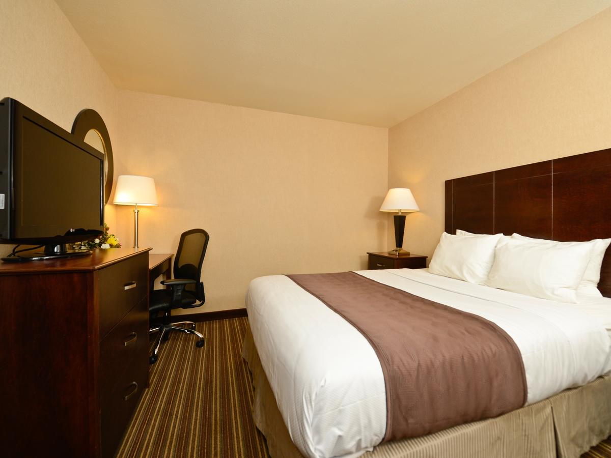 Yellowstone West Gate Hotel - thumb 20