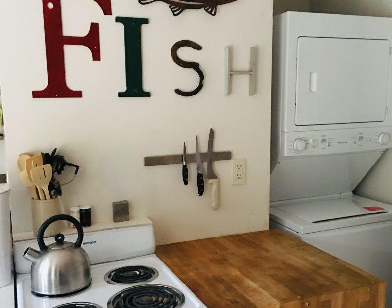Big Sky - Fly Fishing Cottage - thumb 10