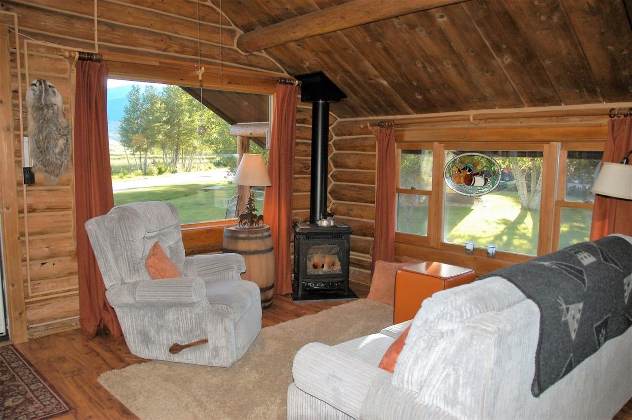 Tys-Cabin - thumb 3