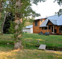 Chickadee-Chalet - Hotels Find